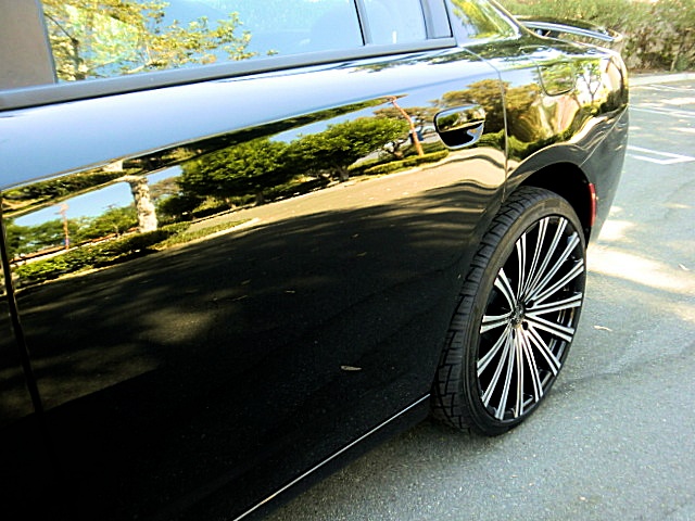 15chargerBlK/26a21.JPG