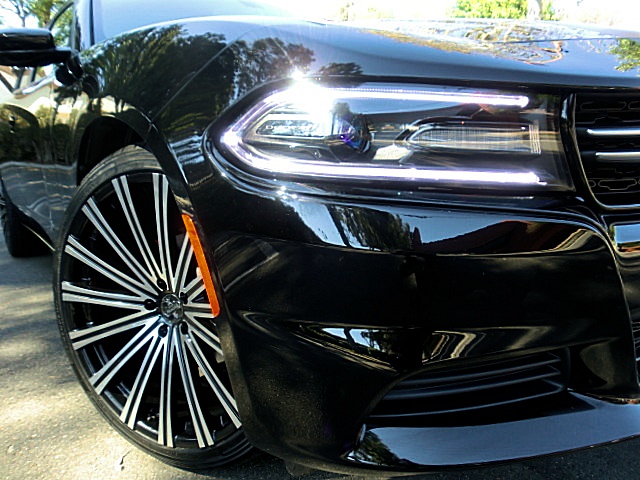 15chargerBlK/26a31.JPG