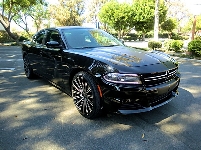 15chargerBlK/26a31.JPG