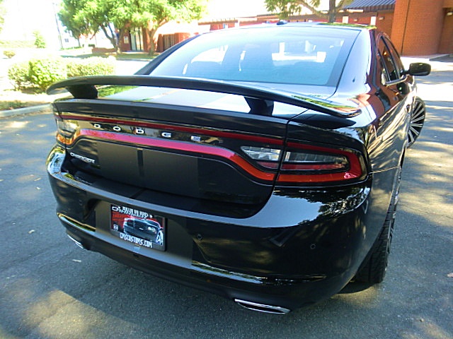 15chargerBlK/26a13.JPG