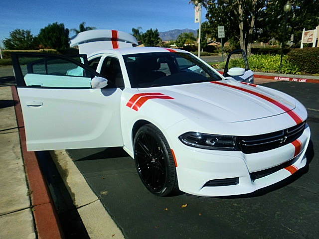 15chargerWhite/20a36.JPG