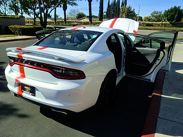 15chargerWhite/20a36.JPG
