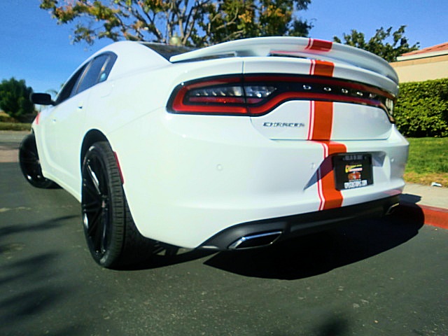 15chargerWhite/20a36.JPG
