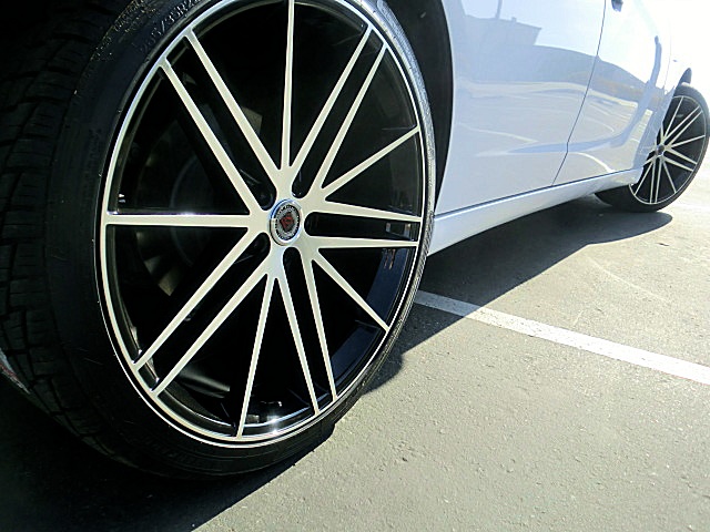 15chargerWhite/2aaaa65.JPG