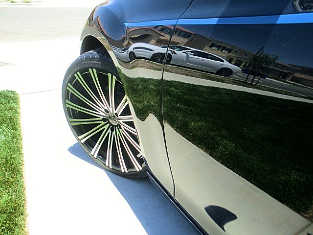 15chrysler300V8/Chrysler300CBlk10.JPG