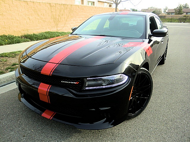 16ChargerHellCatLookBlk/11a38.JPG