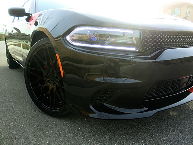 16ChargerHellCatLookBlk/11a35.JPG