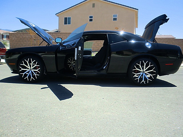 17RTchallengerBlK/Challenger15RT35.JPG