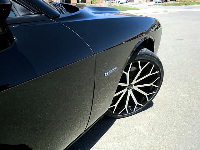 17RTchallengerBlK/Challenger15RT32.JPG
