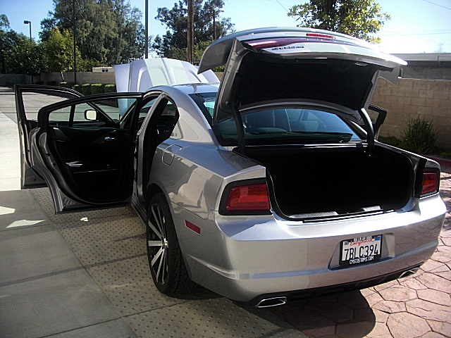 2011CHARGERbilletGRAY/21a40.JPG