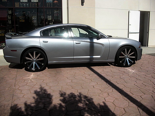 2011CHARGERbilletGRAY/21a40.JPG