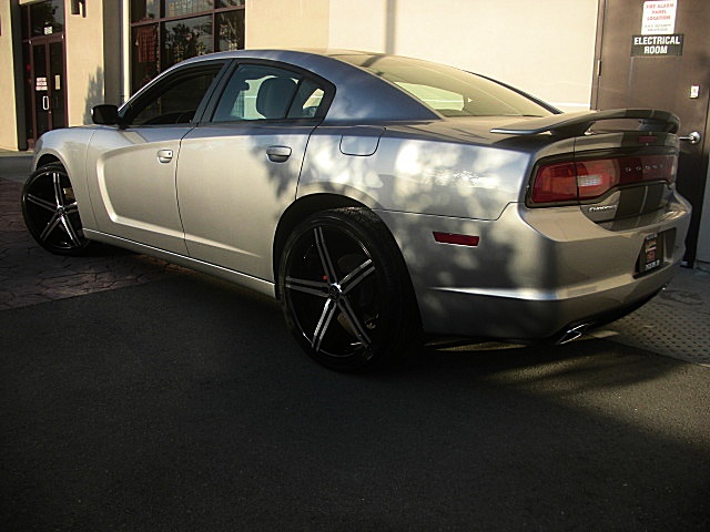 2011CHARGERbilletGRAY/22a40.JPG