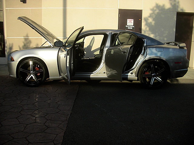 2011CHARGERbilletGRAY/22a40.JPG