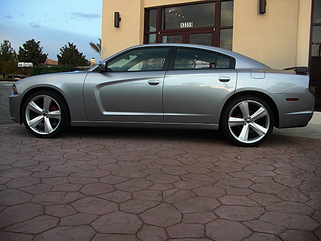 2011CHARGERbilletGRAY/24a62.JPG