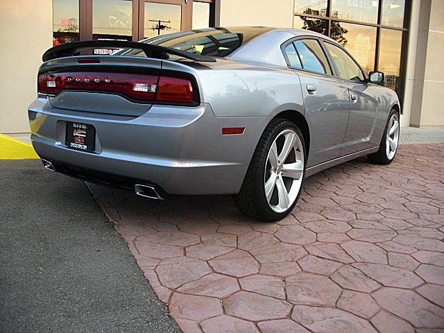 2011CHARGERbilletGRAY/24w27.JPG