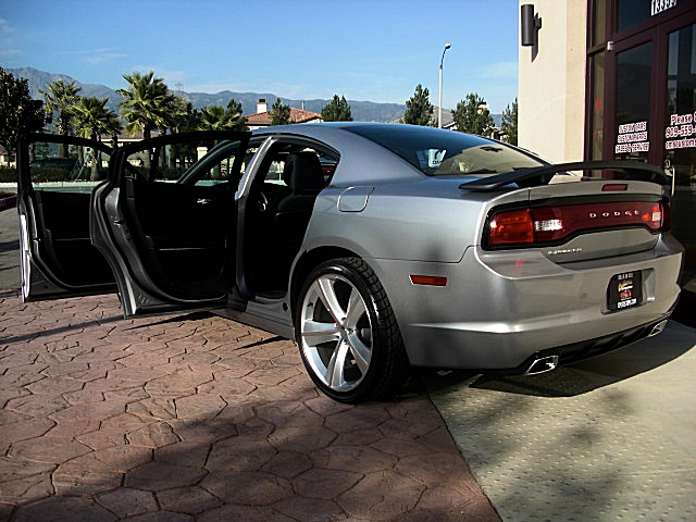 2011CHARGERbilletGRAY/24w34.JPG