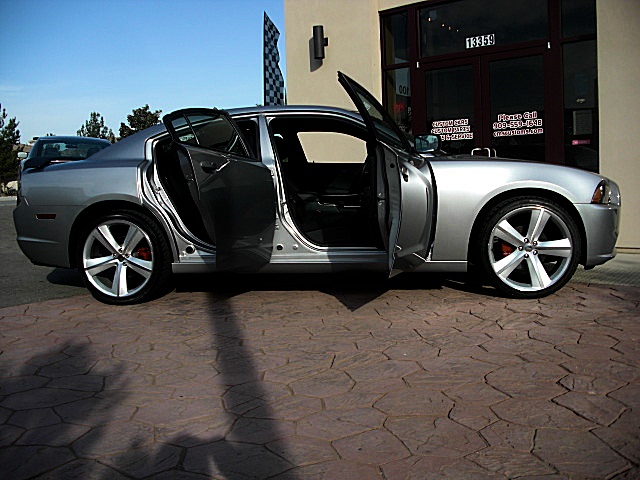 2011CHARGERbilletGRAY/24w27.JPG