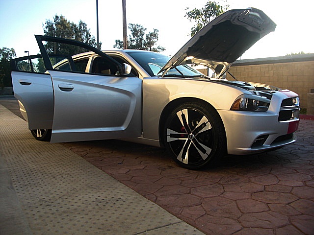 2011ChargerSilver/25aa50.JPG