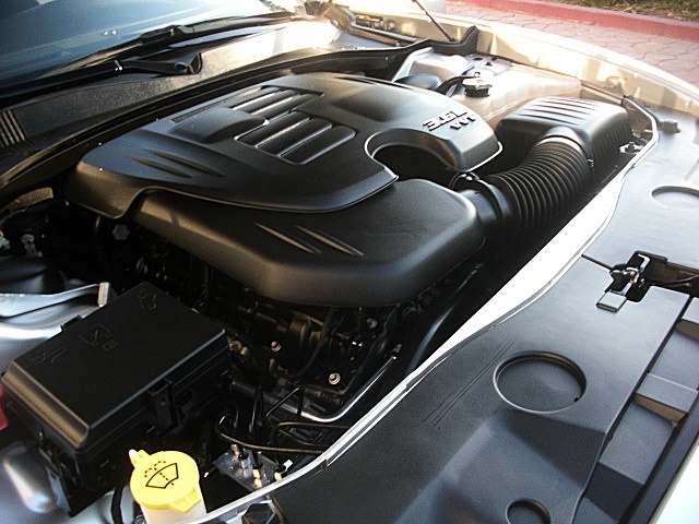 2011ChargerSilver/25aa42.JPG