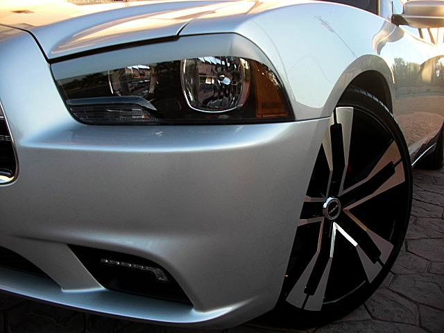 2011ChargerSilver/25aa47.JPG