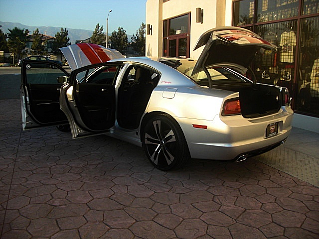 2011ChargerSilver/25aa50.JPG