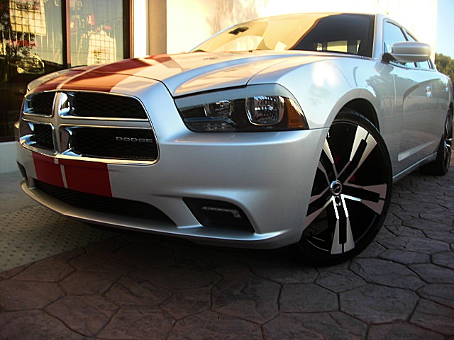 2011ChargerSilver/25aa50.JPG