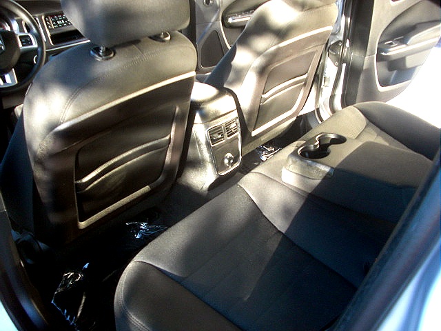 2011ChargerSilver/25m47.jpg