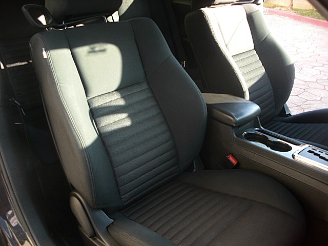 2011challengerBLK/24a44.JPG
