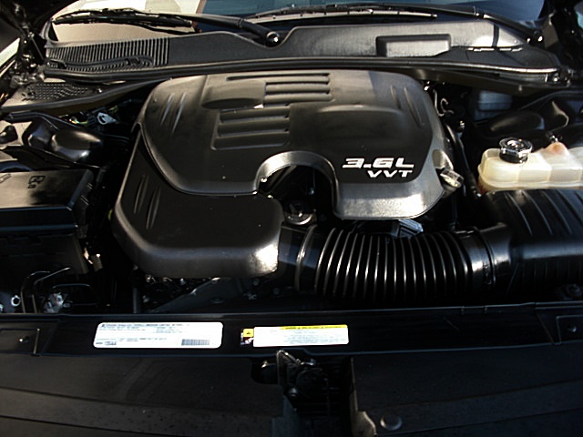 2011challengerBLK/24a44.JPG