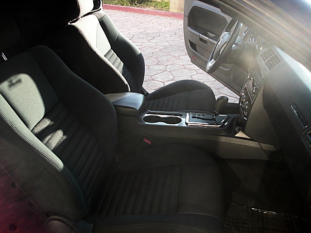 2011challengerBLK/24a44.JPG