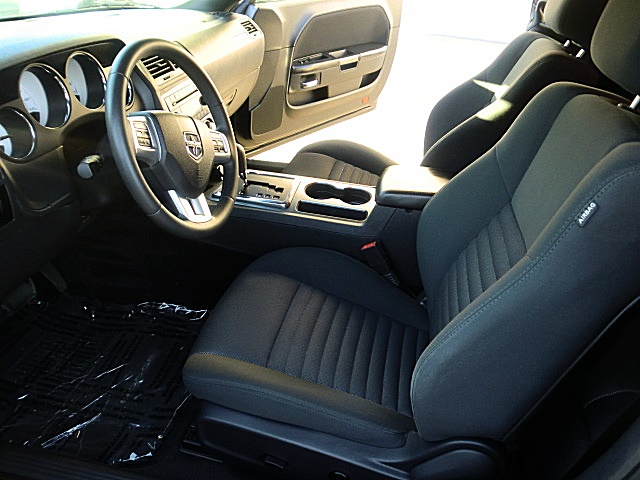 2011challengerBLK/25z29.JPG