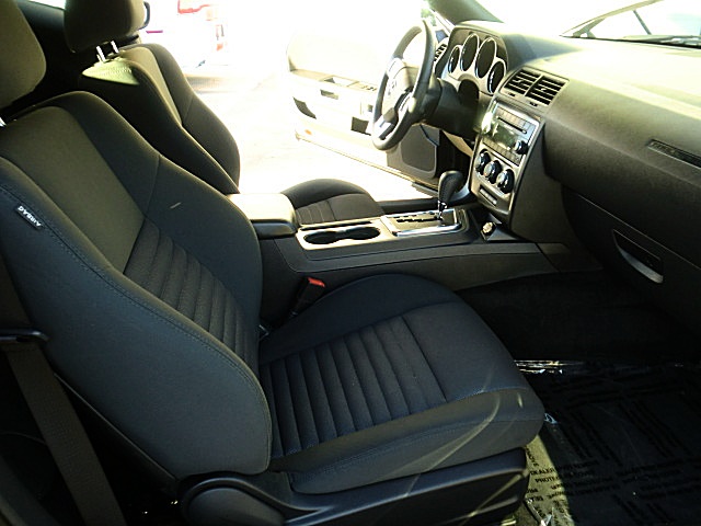 2011challengerBLK/25z29.JPG