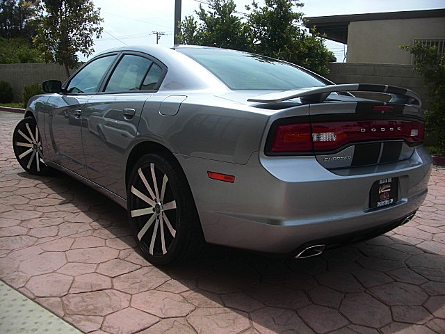 2011chargerBillGray/22a38.JPG