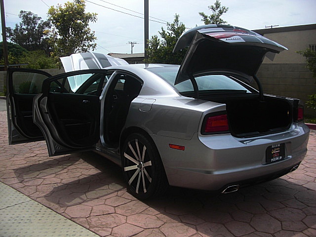 2011chargerBillGray/22a38.JPG