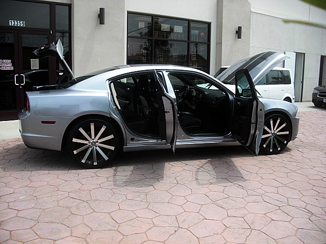 2011chargerBillGray/22a38.JPG