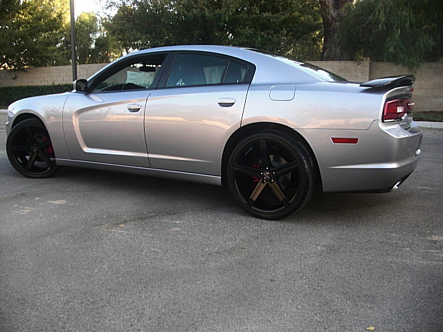 2011chargerBillGray/25b41.JPG