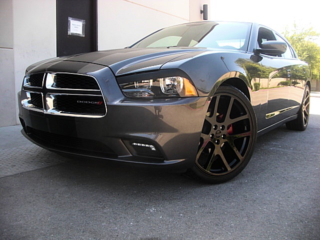2011chargerGRAY/1024.JPG
