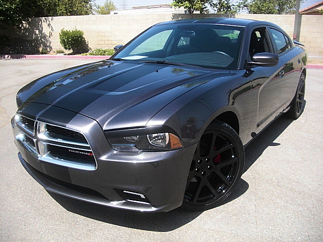 2011chargerGRAY/1024.JPG