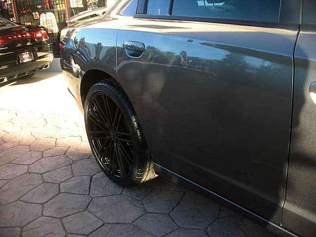 2011chargerGRAY/20a57.JPG