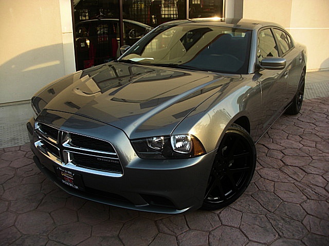 2011chargerGRAY/25ag43.JPG