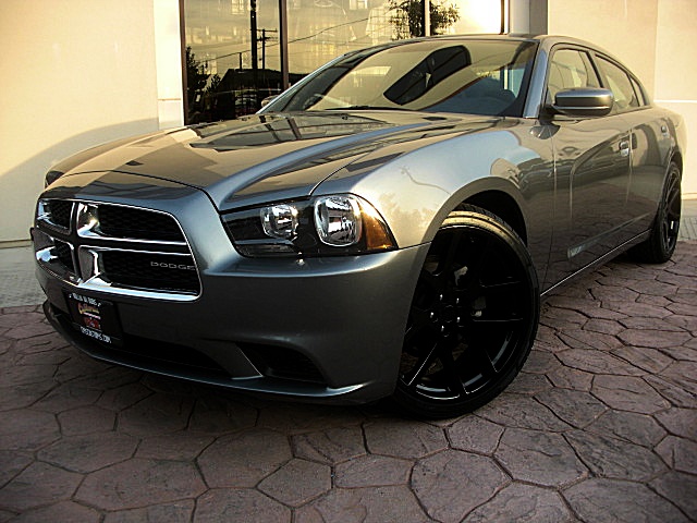 2011chargerGRAY/25ag43.JPG