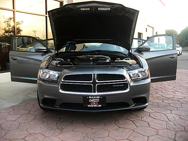2011chargerGRAY/25ag43.JPG