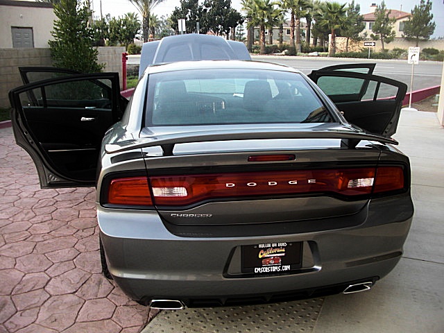 2011chargerGRAY/25ag43.JPG