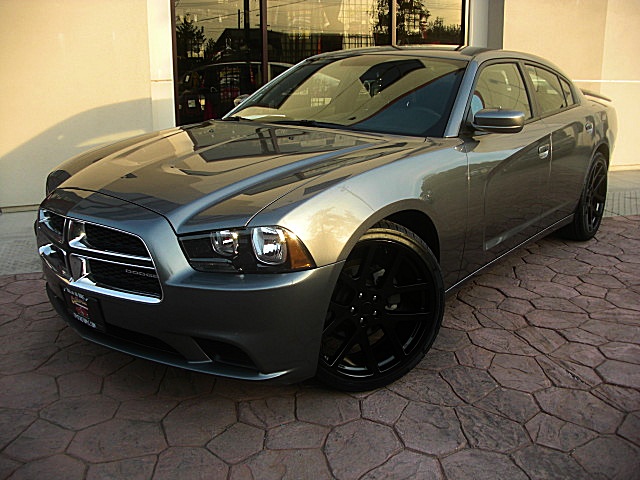 2011chargerGRAY/25ag43.JPG