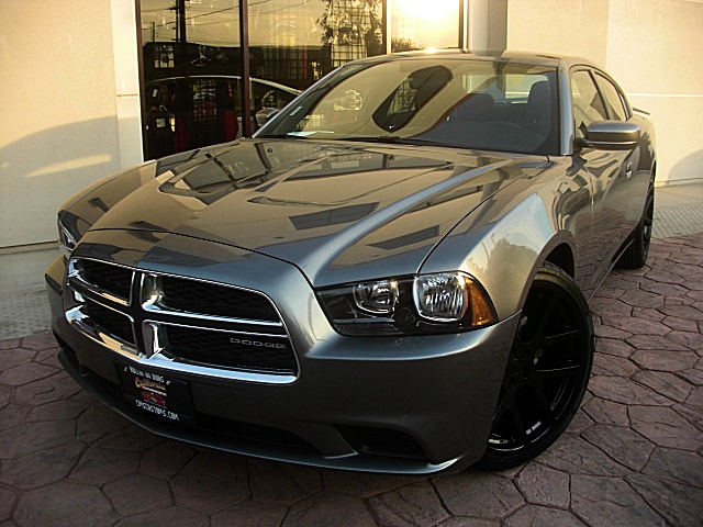 2011chargerGRAY/25ag43.JPG