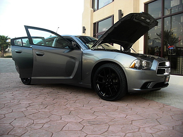 2011chargerGRAY/25ag43.JPG