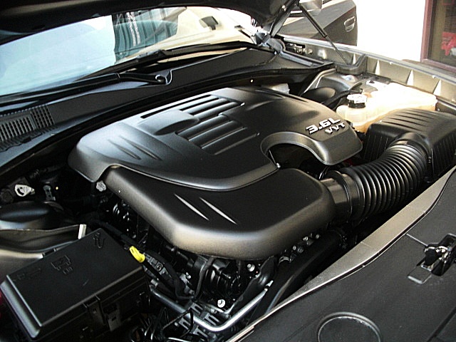 2011chargerGRAY/25ag47.JPG