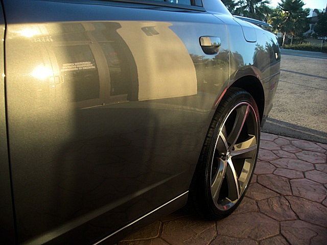 2011chargerGRAY/25f30.JPG