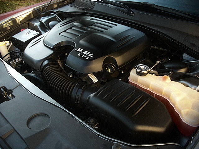 2011chargerGRAY/25f30.JPG