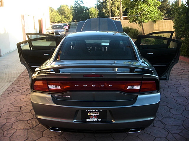 2011chargerGRAY/25f30.JPG
